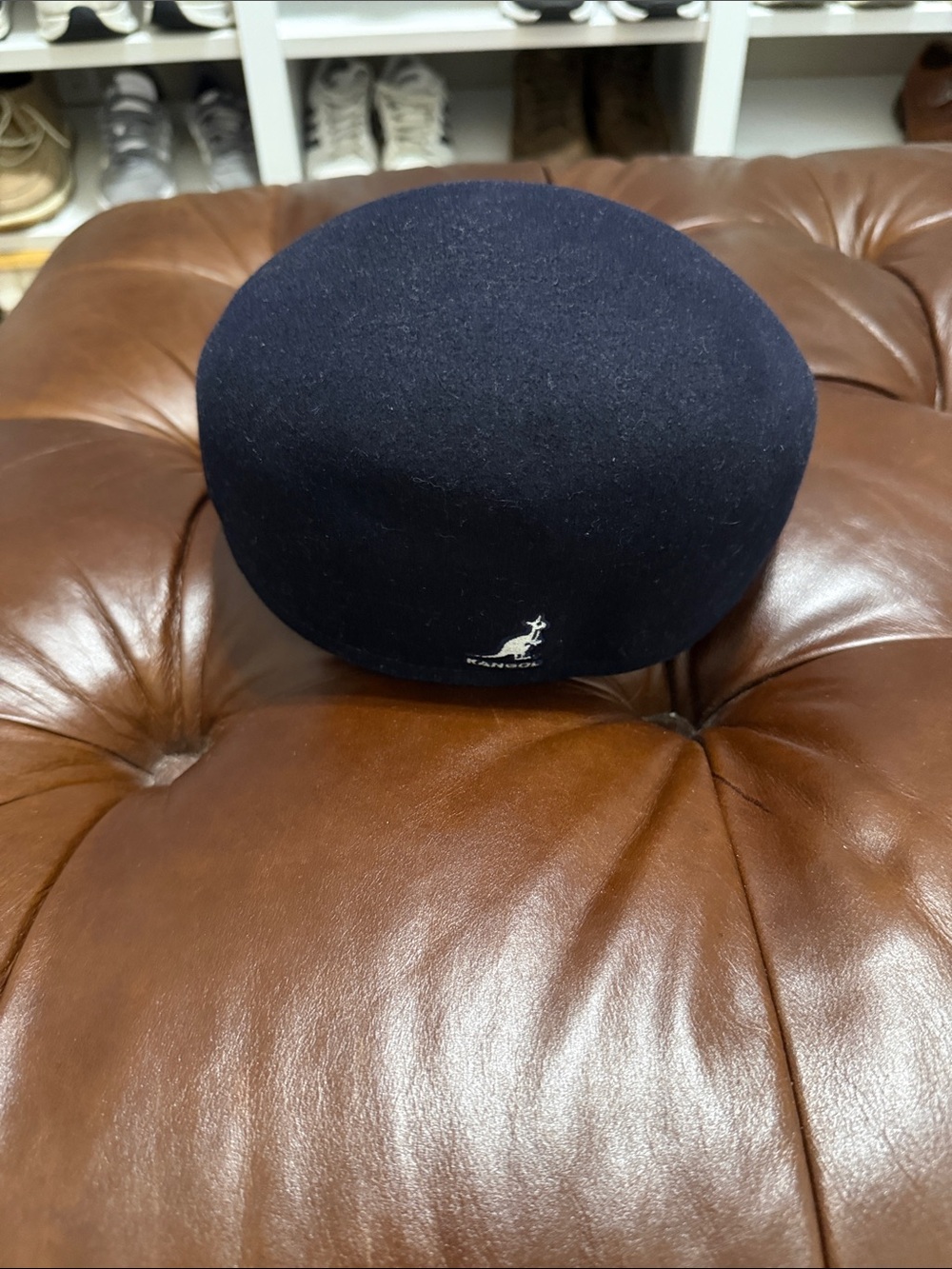 Kangol Classic Round Felt Hat in Black